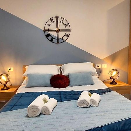 רומא Light Blue Station Apartment מראה חיצוני תמונה